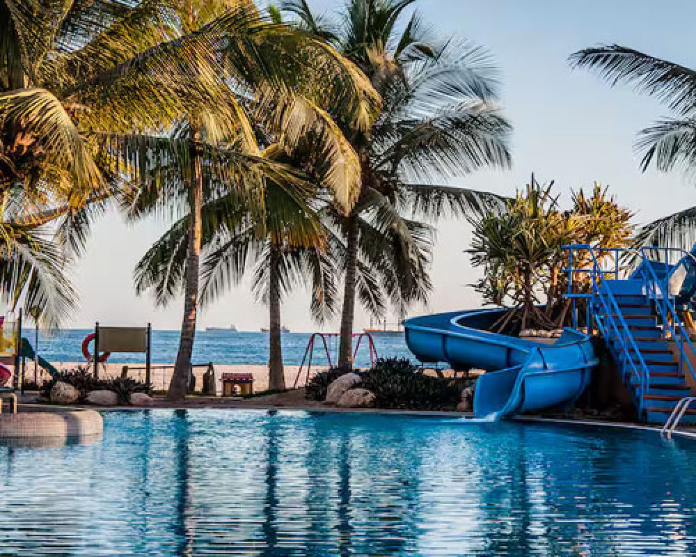 hilton-oman-gal4